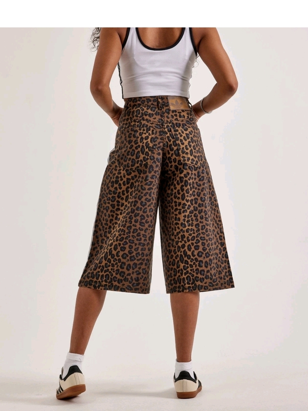 adidas NWT Leopard Print High Waisted Wide-Leg Brown Denim Bermuda Shorts/Jorts - Picture 4 of 14